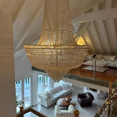 Вилла Loewe - Heated Indoor Pool, & Wellness Estate Near Basel Кандерн
