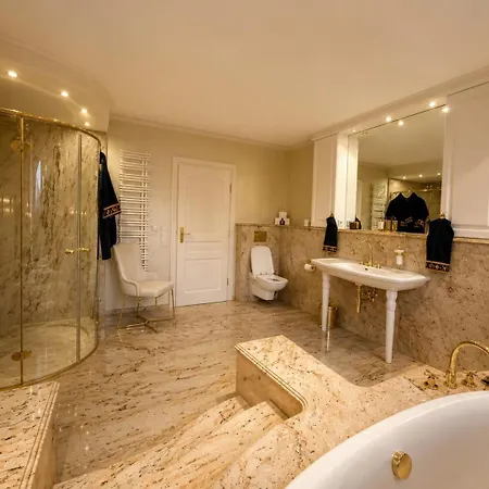 Loewe - Heated Indoor Pool, & Wellness Estate Near Basel Willa