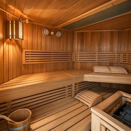Loewe - Heated Indoor Pool, & Wellness Estate Near Basel *